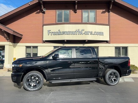 2026 Ram 1500 BIG HORN CREW CAB 4X4 5'7 BOX Pickup