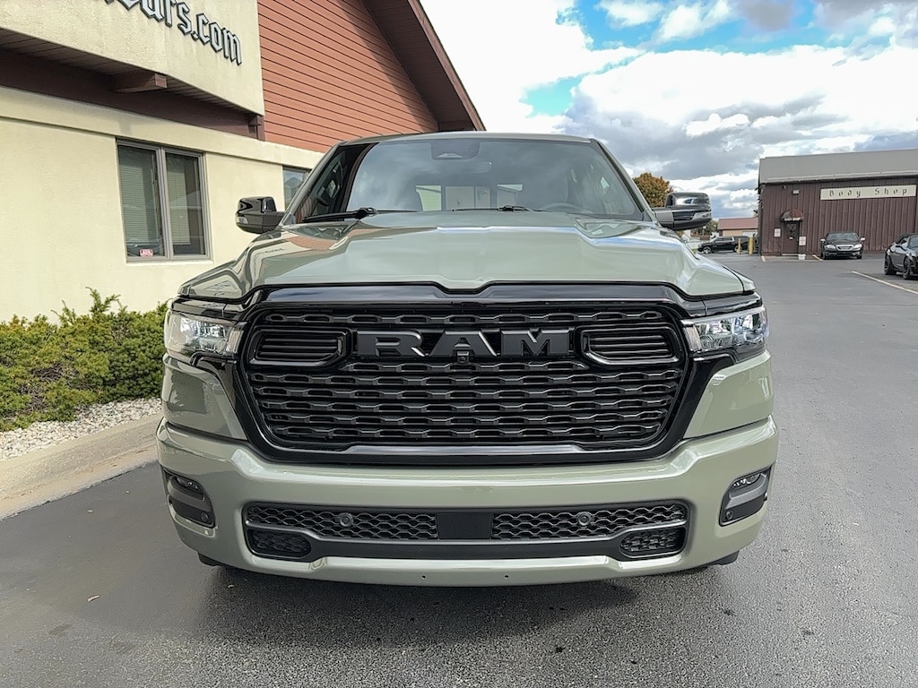 New 2026 Ram 1500 BIG HORN CREW CAB 4X4 5'7 BOX Pickup