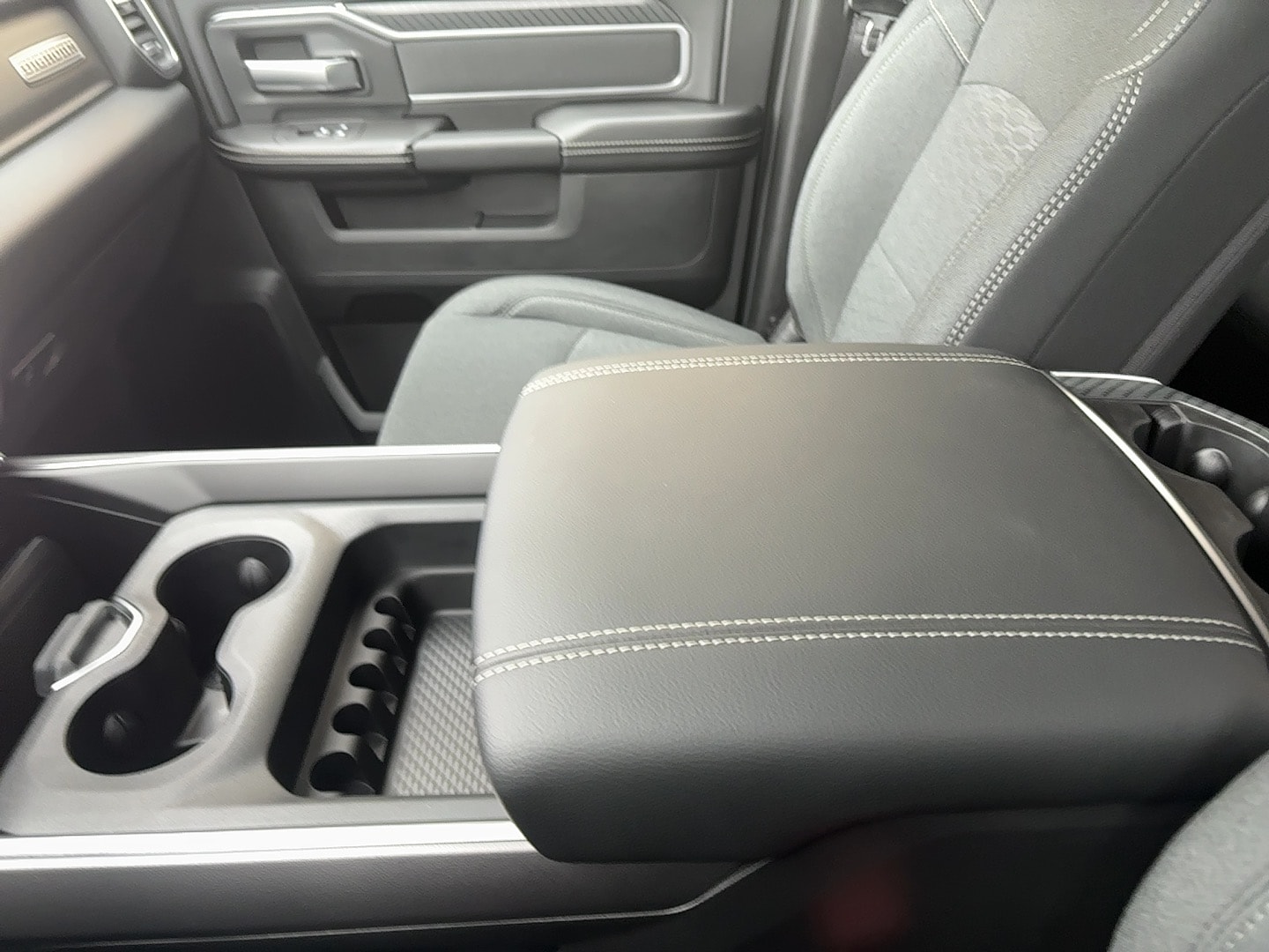 2026 RAM 2500 Big Horn - Photo 39