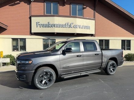 2026 Ram 1500 BIG HORN CREW CAB 4X4 5'7 BOX Pickup