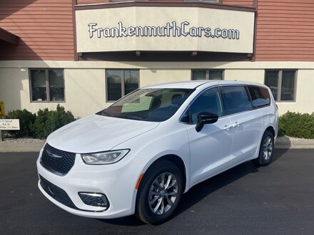 2026 Chrysler Pacifica SELECT AWD Passenger Van