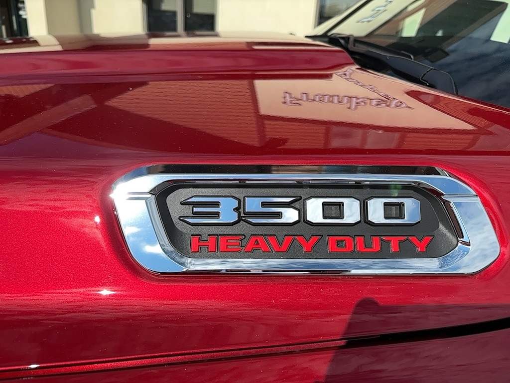 New 2026 Ram 3500 BIG HORN CREW CAB 4X4 8' BOX Pickup