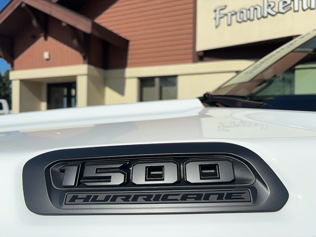 New 2026 Ram 1500 BIG HORN CREW CAB 4X4 5'7 BOX Pickup