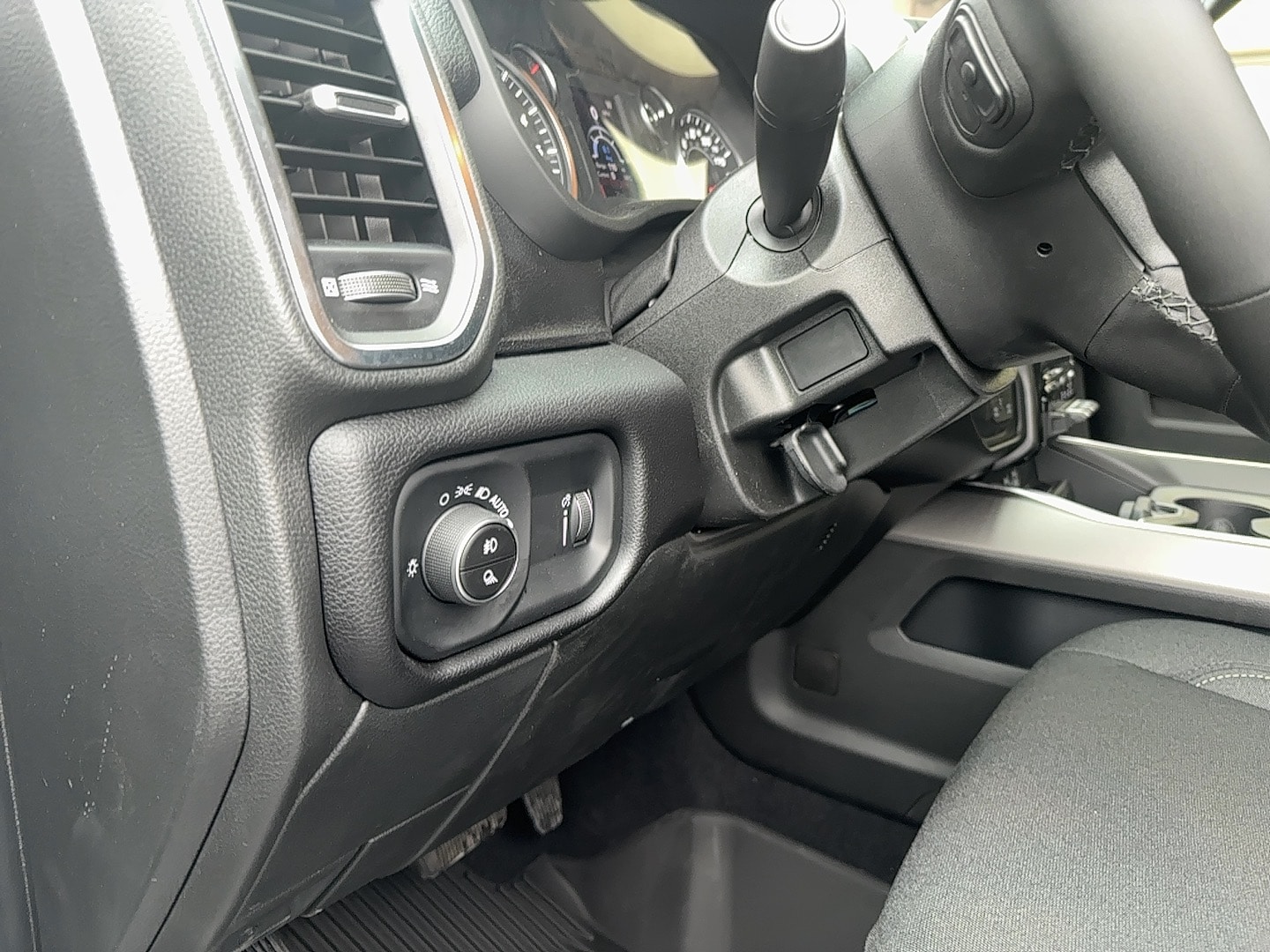 2026 RAM 2500 Big Horn - Photo 29