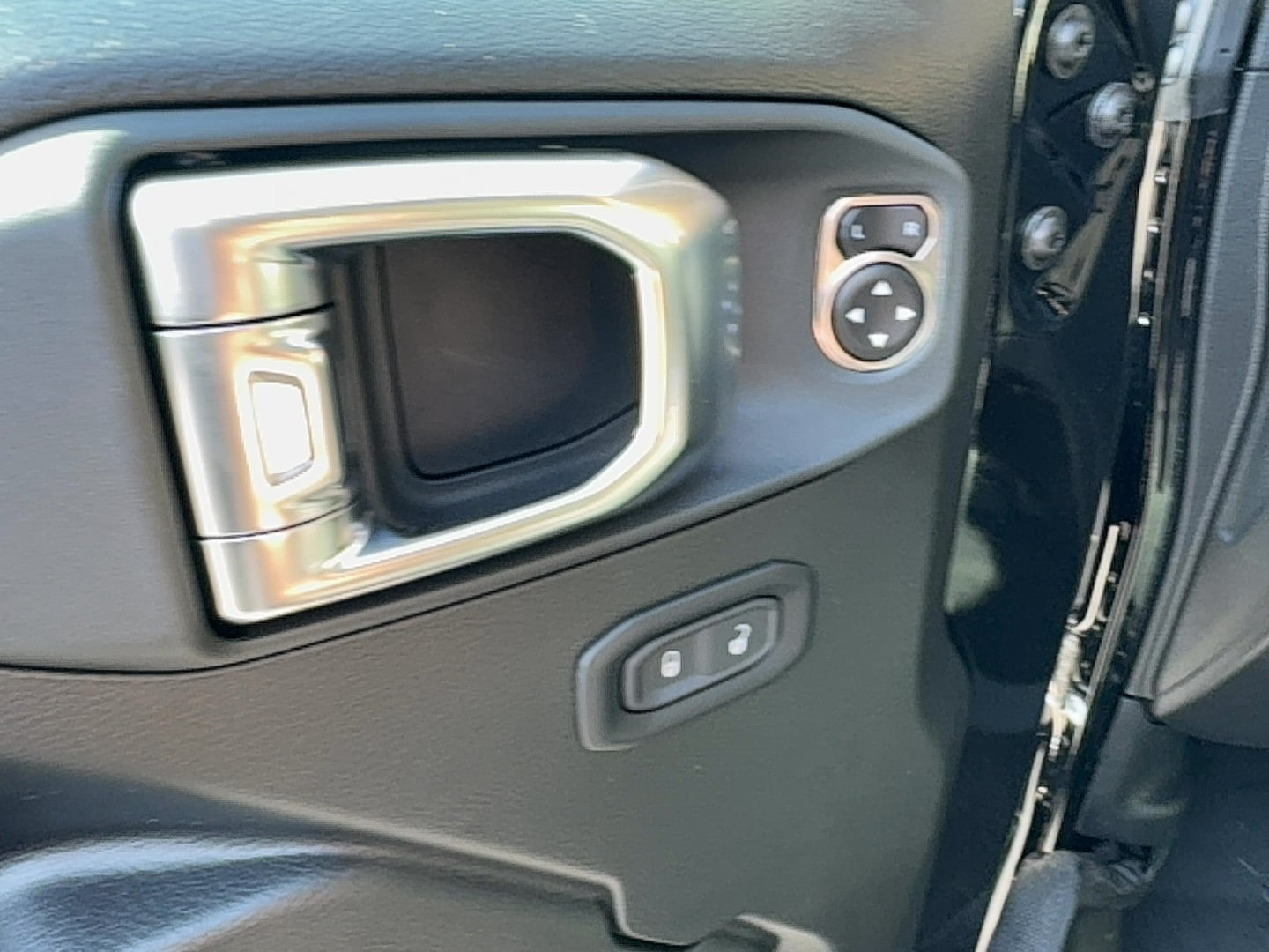 2025 Jeep Gladiator Willys - Photo 17
