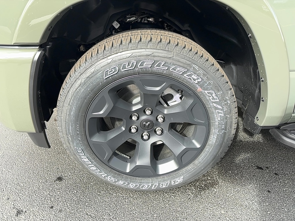 New 2026 Ram 1500 BIG HORN CREW CAB 4X4 5'7 BOX Pickup