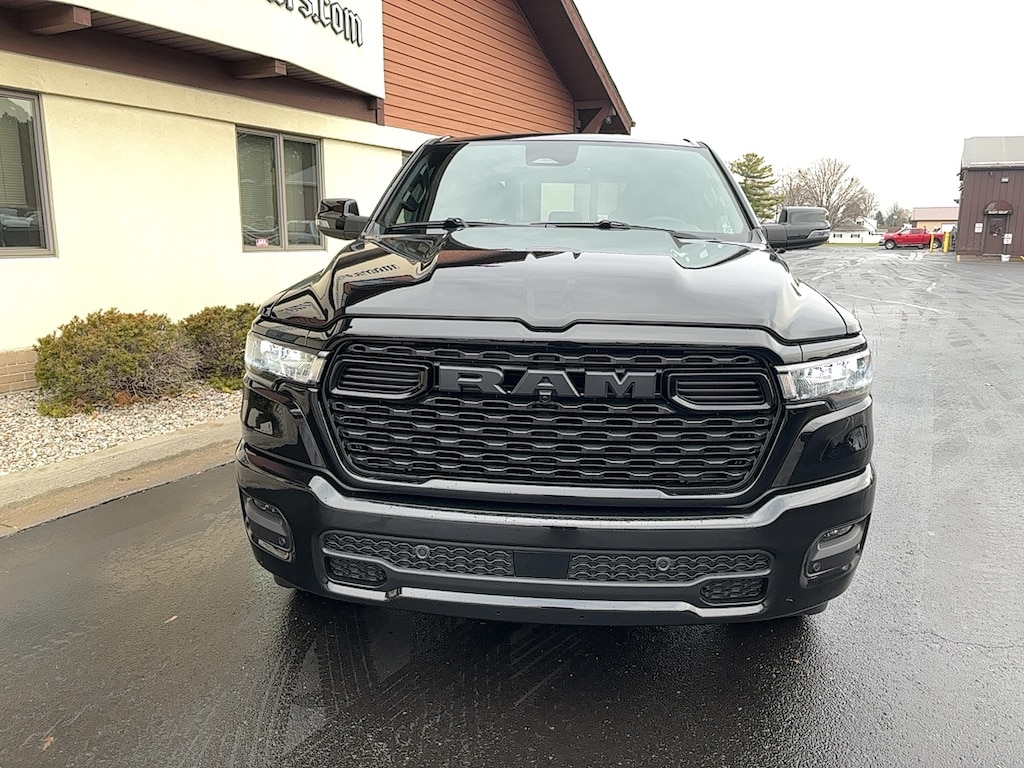 New 2026 Ram 1500 BIG HORN CREW CAB 4X4 5'7 BOX Pickup