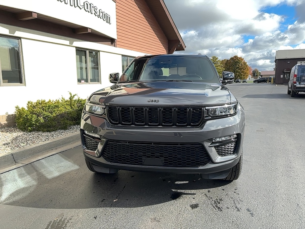 New 2025 Jeep Grand Cherokee LIMITED 4X4 Sport Utility