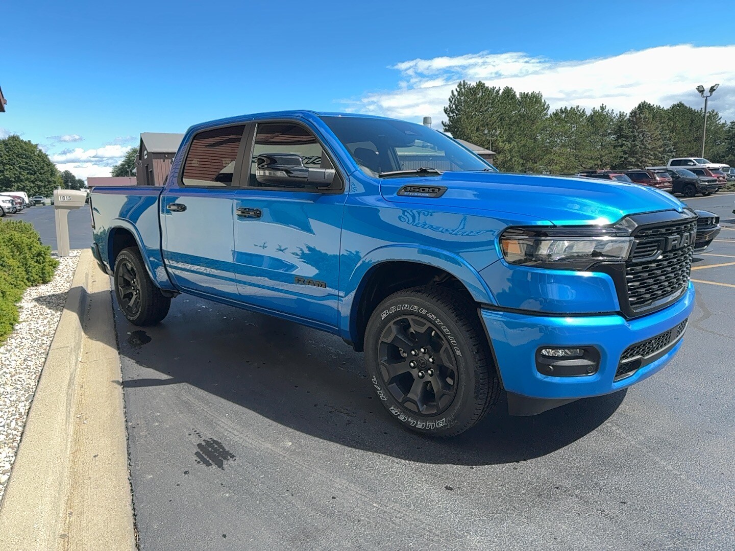 2025 Ram 1500 Big Horn photo 4