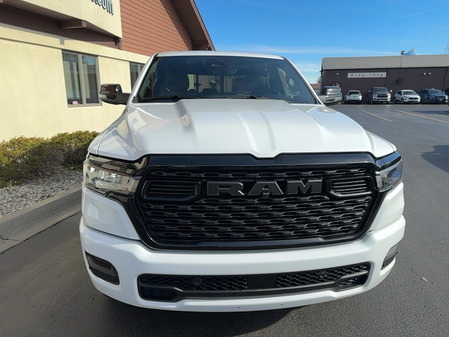 View vehicle photo 2