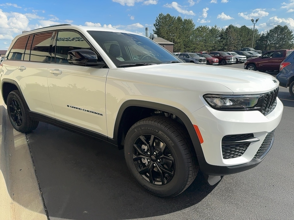 New 2025 Jeep Grand Cherokee ALTITUDE X 4X4 Sport Utility