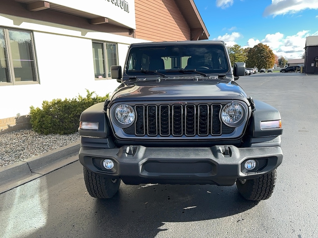 New 2026 Jeep Wrangler 4-DOOR SPORT S Sport Utility
