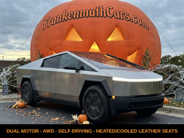Used 2026 Tesla Cybertruck Base with VIN 7G2CEHED4TA090861 for sale in Frankenmuth, MI