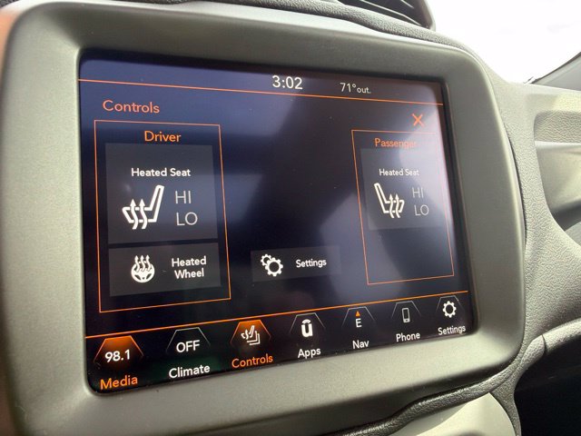 2023 Jeep Renegade Trailhawk - Photo 8