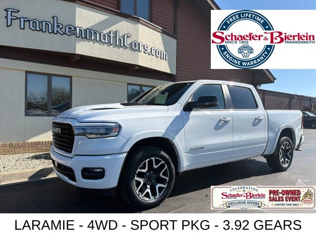 2025 RAM 1500 Laramie 4x4 Crew Cab 5'7's photo