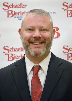 Staff member Rick Anderson from ID_2a28e1