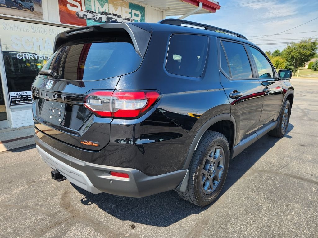 Used 2024 Honda Pilot TrailSport SUV