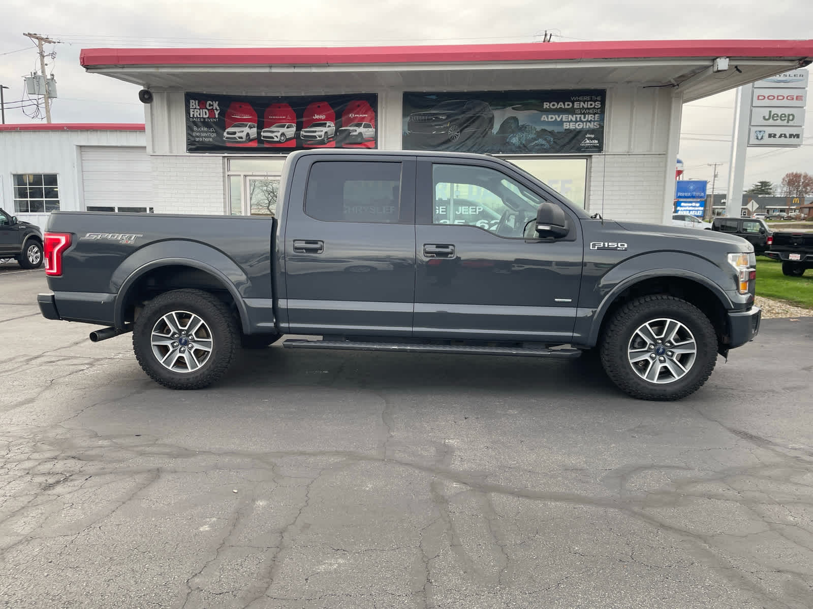 2016 Ford F-150 XLT photo 2