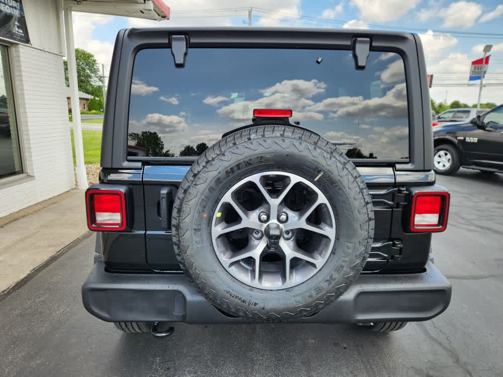 2025 Jeep Wrangler Sport S photo 4