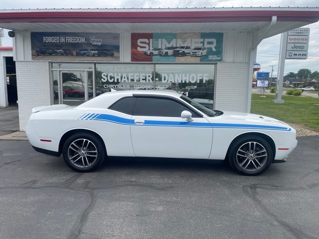 Used 2019 Dodge Challenger SXT with VIN 2C3CDZGG3KH759740 for sale in Willard, OH