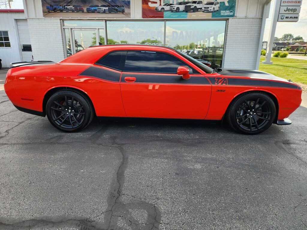 Used 2017 Dodge Challenger R/T Coupe