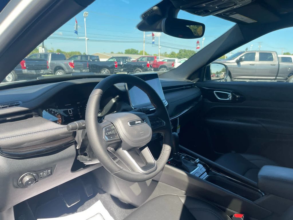 2025 Jeep Compass Limited - Photo 20