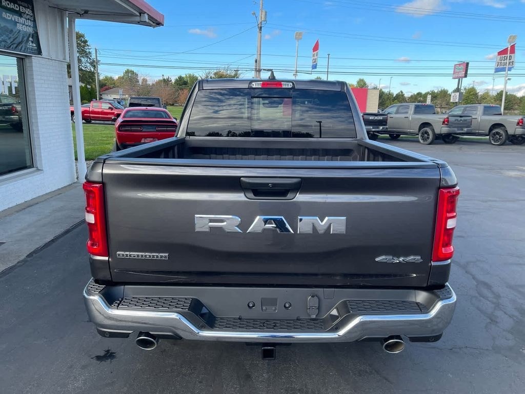 New 2026 Ram 1500 BIG HORN CREW CAB 4X4 5'7 BOX Pickup