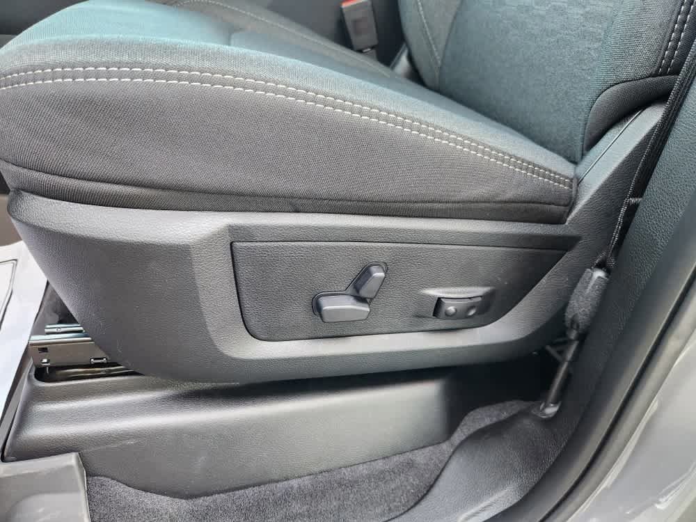 2026 RAM 2500 Big Horn - Photo 23