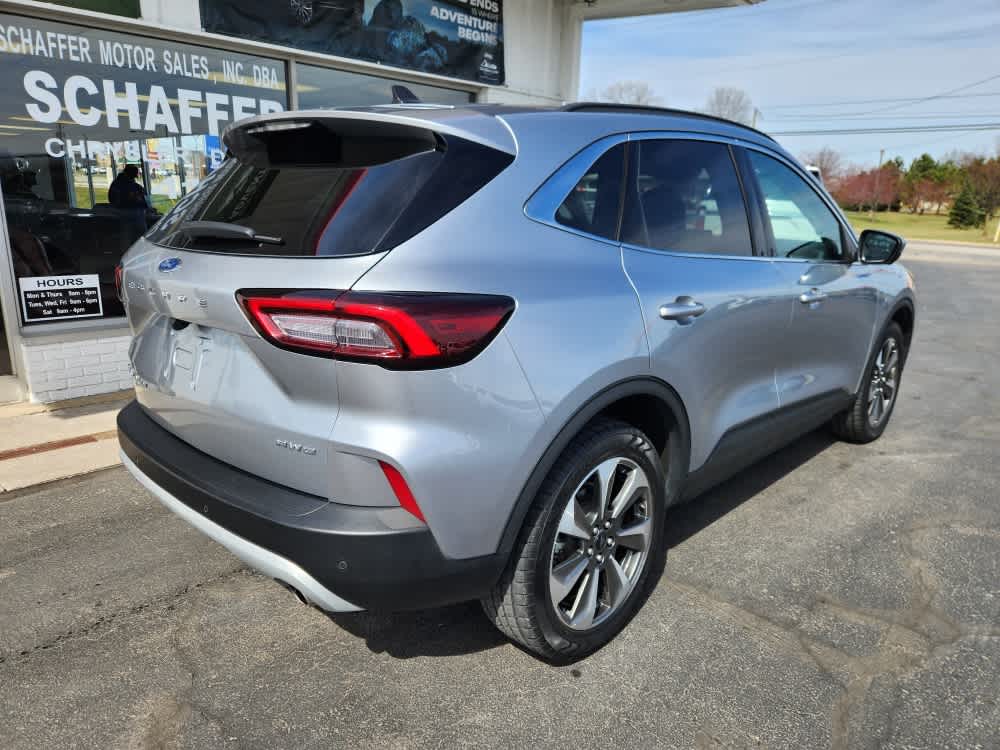 2023 Ford Escape Platinum photo 3