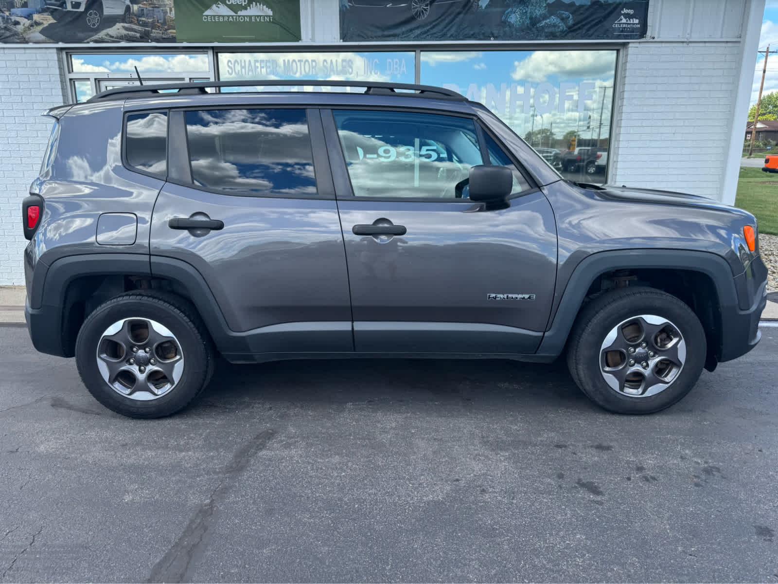 Used 2016 Jeep Renegade Sport with VIN ZACCJBAW9GPE09918 for sale in Willard, OH
