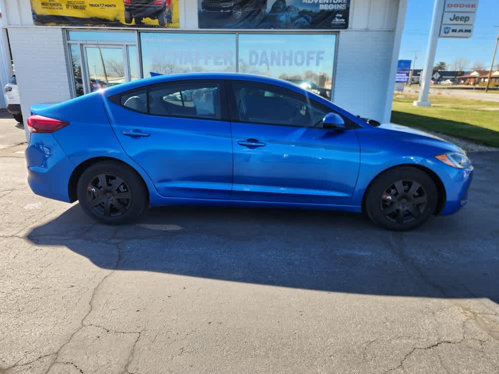 Used 2017 Hyundai Elantra SE with VIN 5NPD74LF6HH104821 for sale in Willard, OH