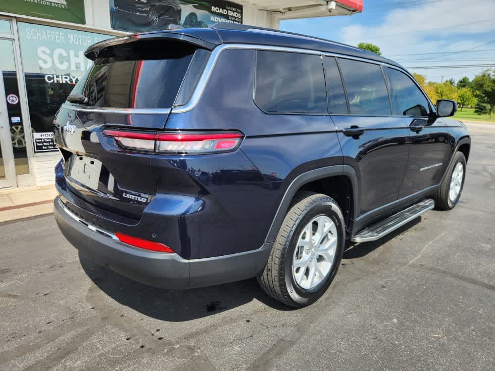 2023 Jeep Grand Cherokee Limited photo 2