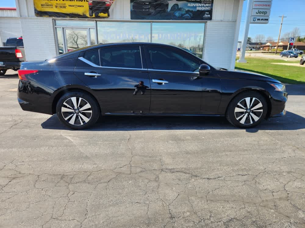 Used 2020 Nissan Altima SL with VIN 1N4BL4EV2LC129359 for sale in Willard, OH