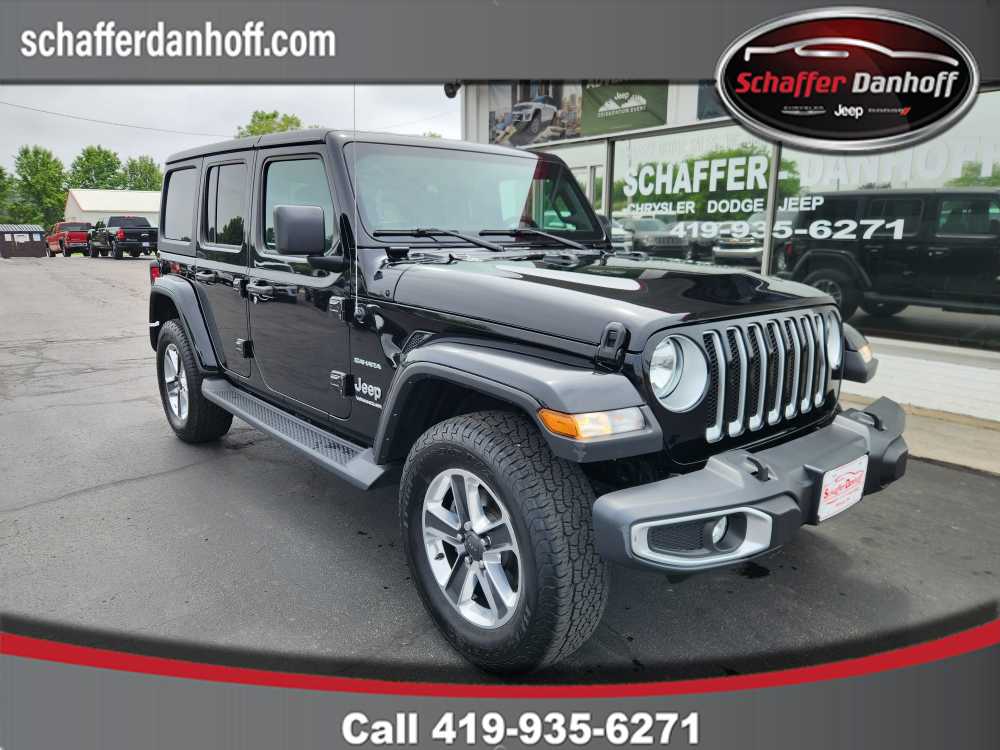 2023 Jeep Wrangler 4-Door Sahara's photo