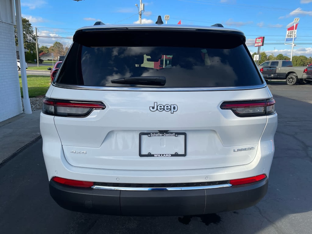 New 2025 Jeep Grand Cherokee L LAREDO X 4X4 Sport Utility