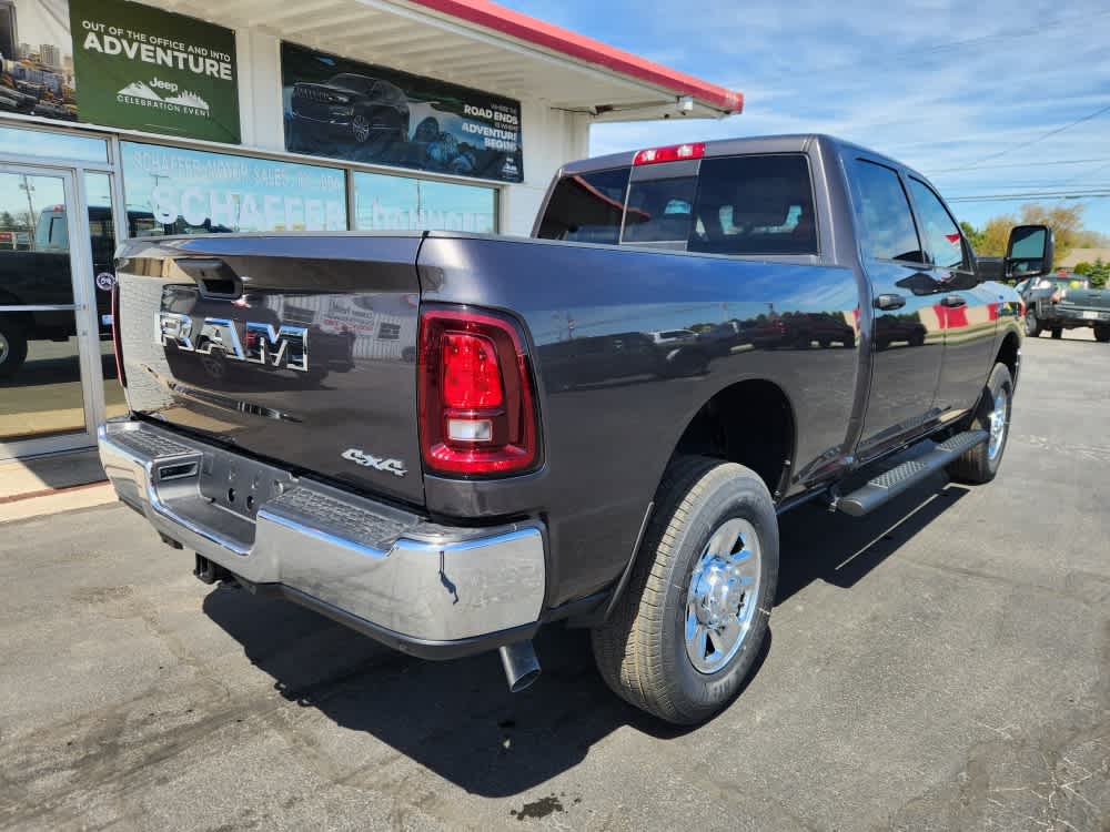 2025 Ram 2500 Tradesman photo 3