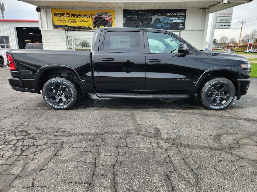New 2026 Ram 1500 BIG HORN CREW CAB 4X4 5'7 BOX Pickup