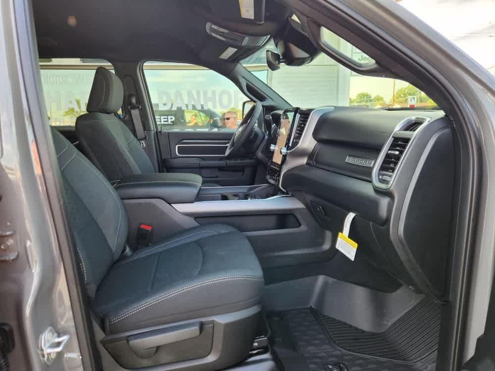 2026 RAM 2500 Big Horn - Photo 9