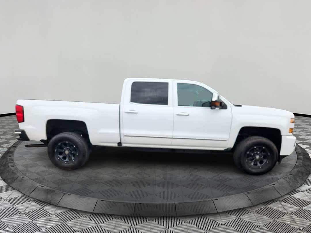 Used 2019 Chevrolet Silverado 2500HD LTZ with VIN 1GC1KTEG4KF232476 for sale in Willard, OH