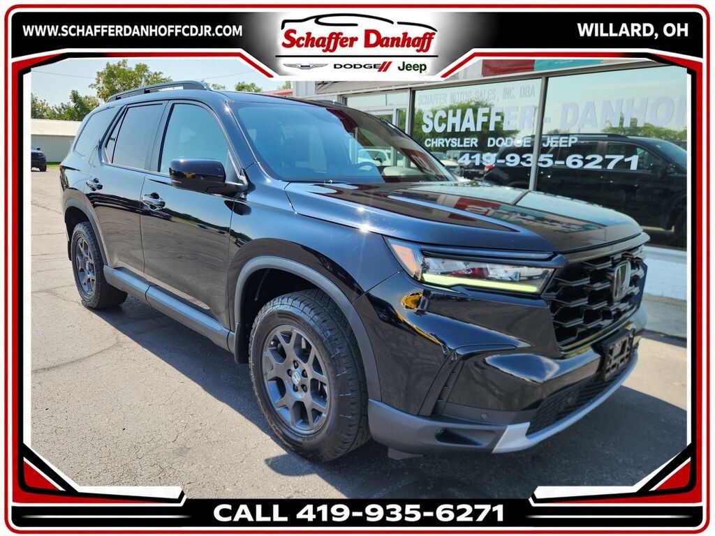 Used 2024 Honda Pilot TrailSport SUV