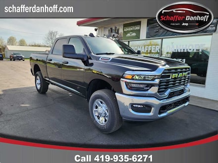 2025 Ram 2500 TRADESMAN CREW CAB 4X4 6'4 BOX Pickup
