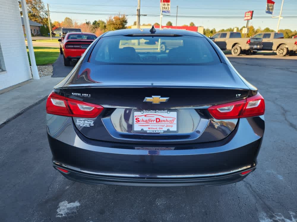 2023 Chevrolet Malibu 1LT photo 2