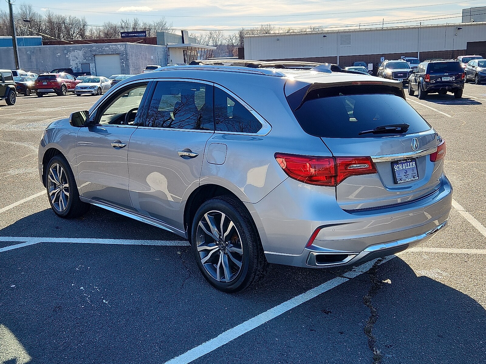 2020 Acura MDX SH-AWD Advance photo 4