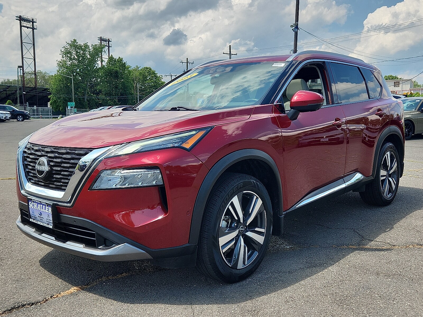 2023 Nissan Rogue SL photo 3