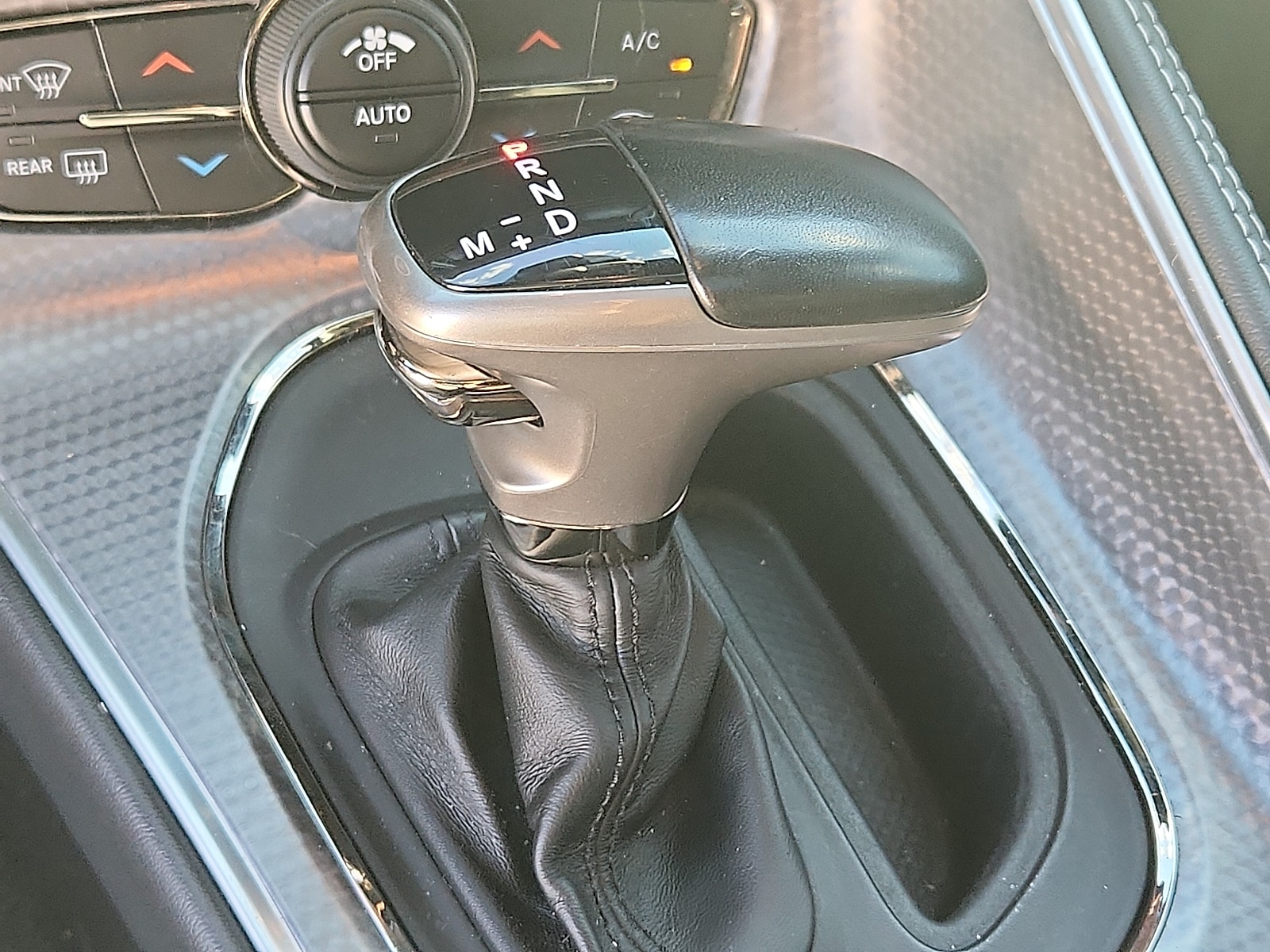 2020 Dodge Challenger SRT - Photo 15