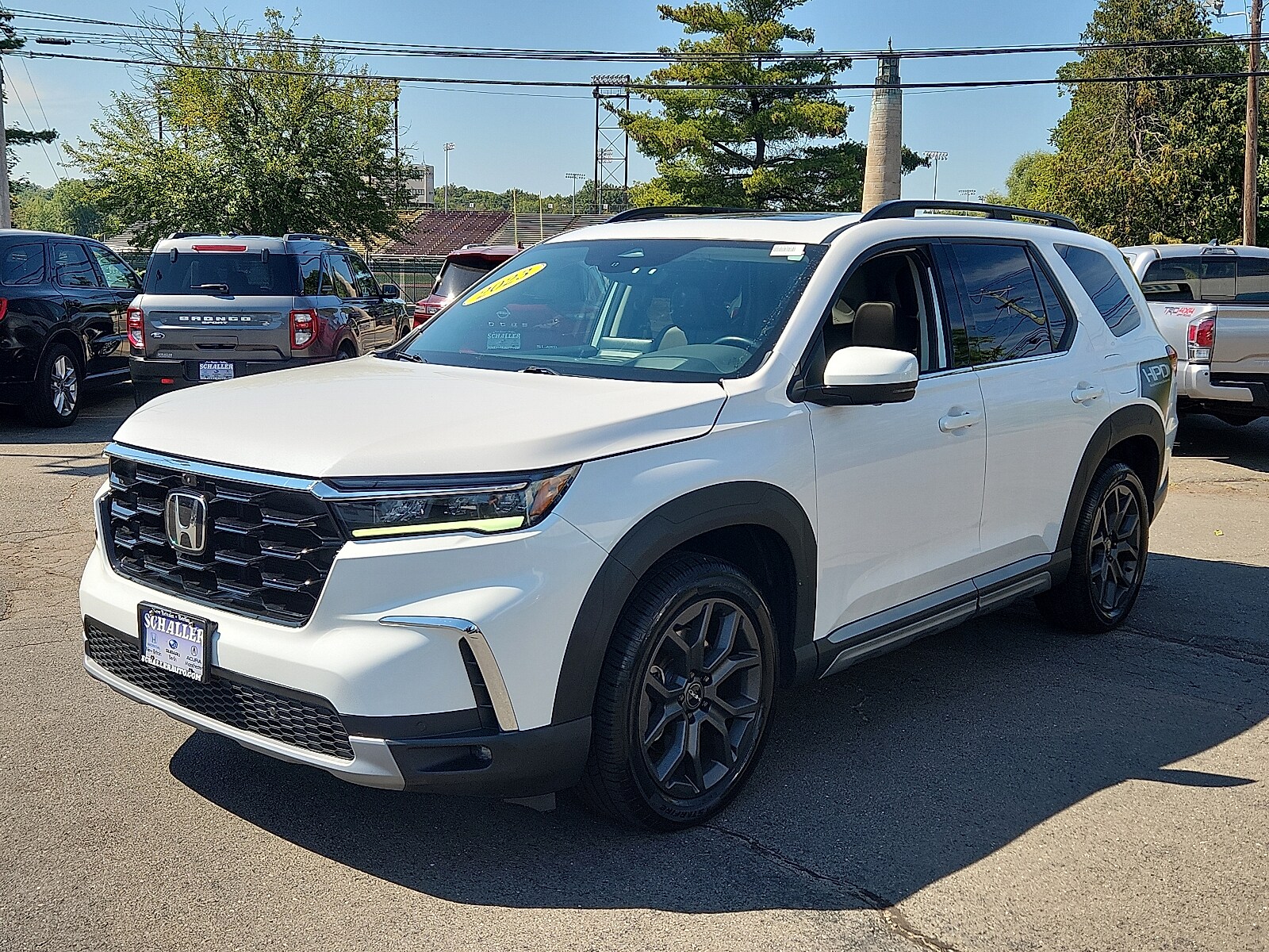 2023 Honda Pilot Elite photo 3