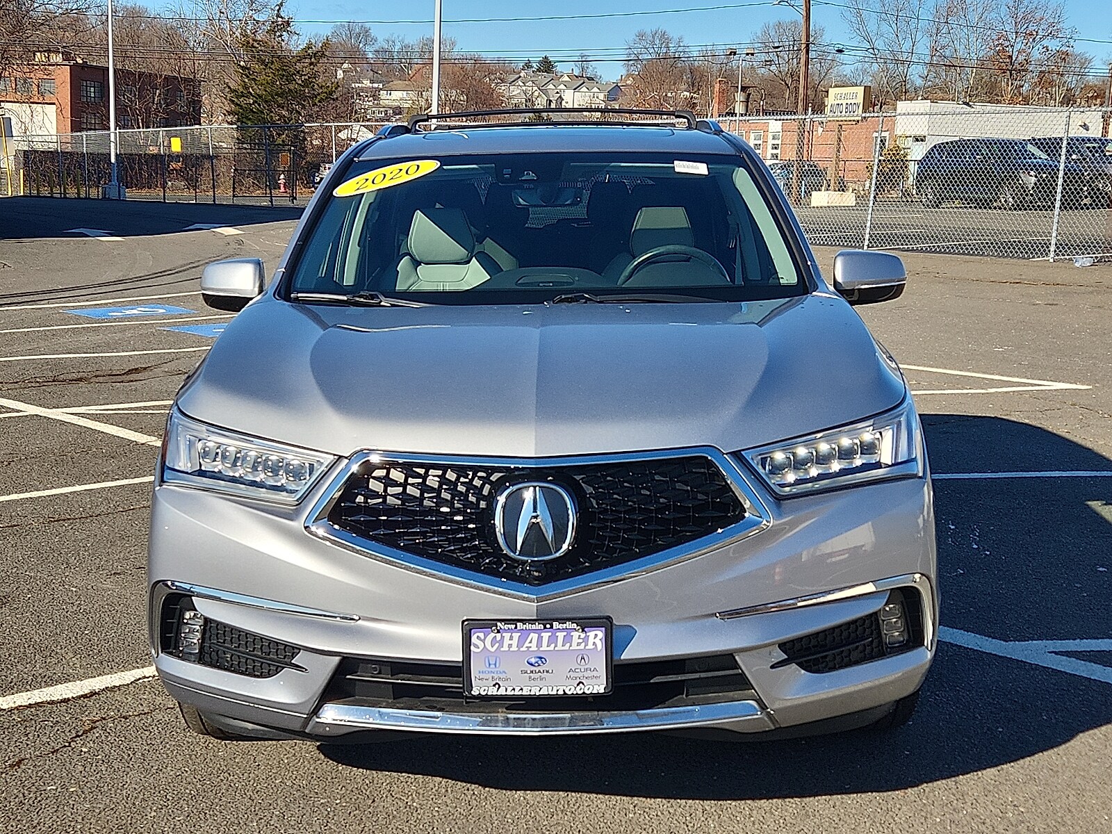 2020 Acura MDX SH-AWD Advance photo 2
