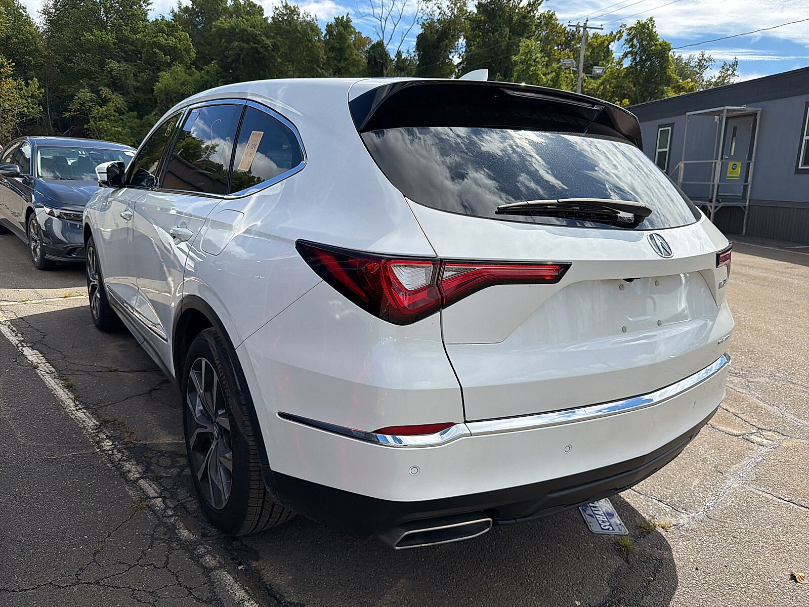 2022 Acura MDX SH-AWD Technology photo 3
