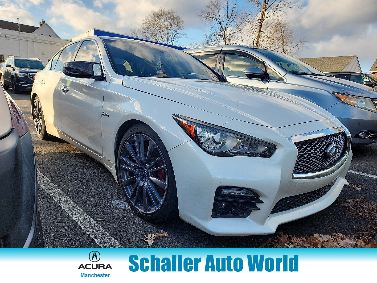 2017 INFINITI Q50 Red Sport's photo