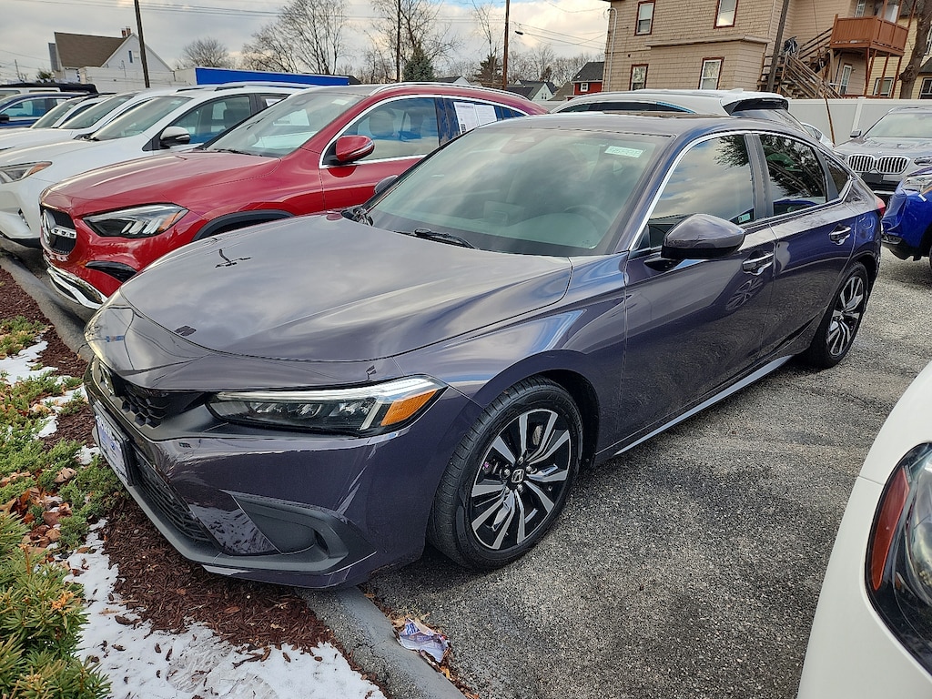 Used 2022 Honda Civic EX-L Hatchback